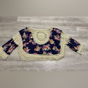 BOHO crochet top size Large Love J